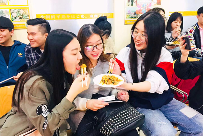 学院环境