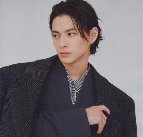 平野紫耀.jpg
